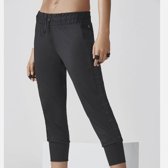 Fabletics Victoria Pants / Black / Small - Picture 2 of 10